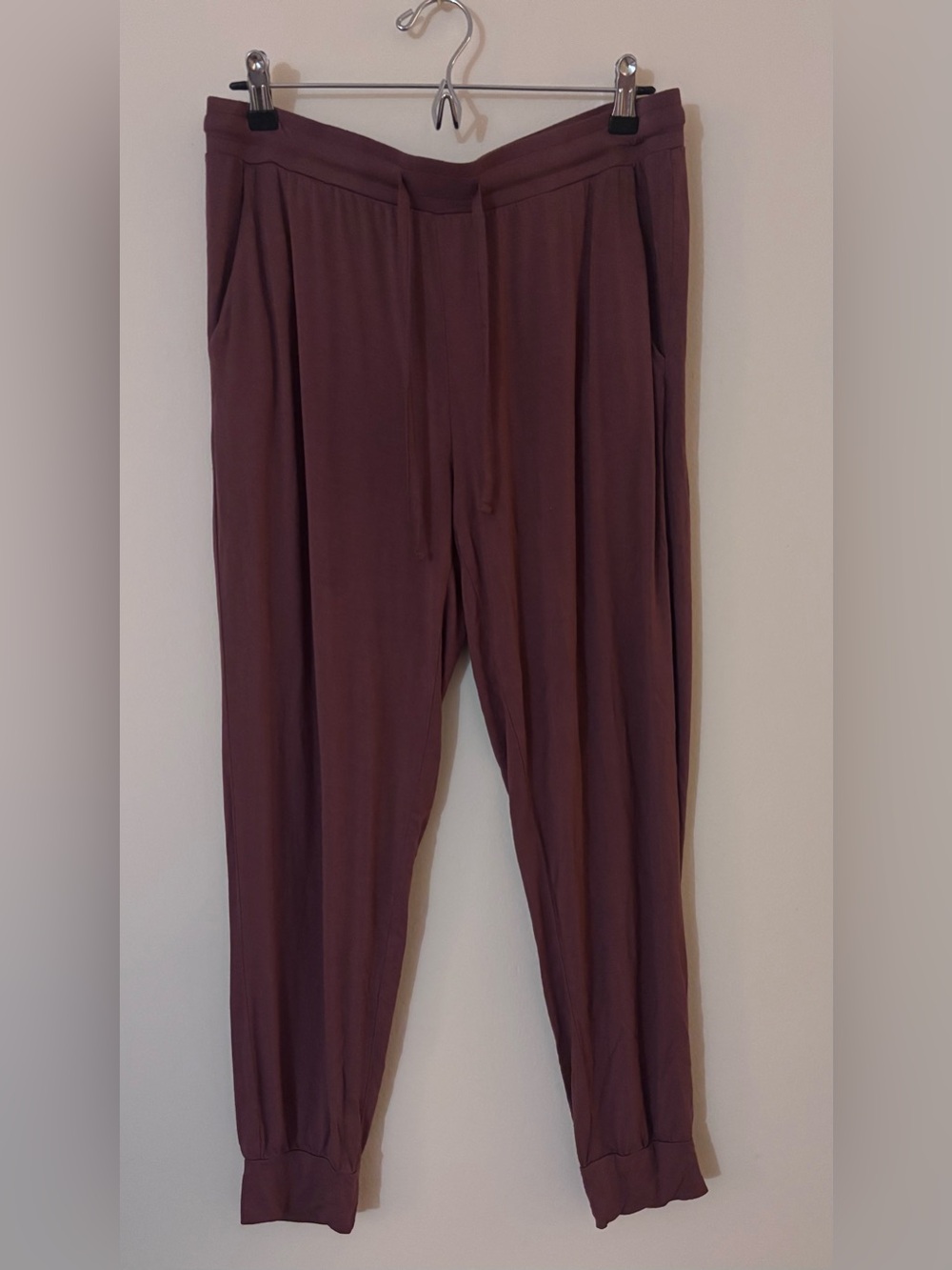 Kindred Bravely Everyday Lounge Jogger in Redwood Women's Size Large